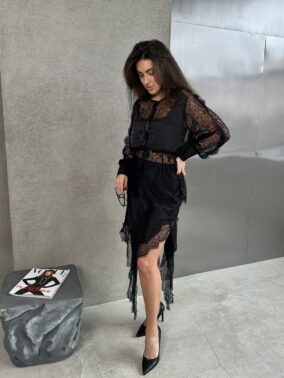 БЛУЗА З ГИПЮРА